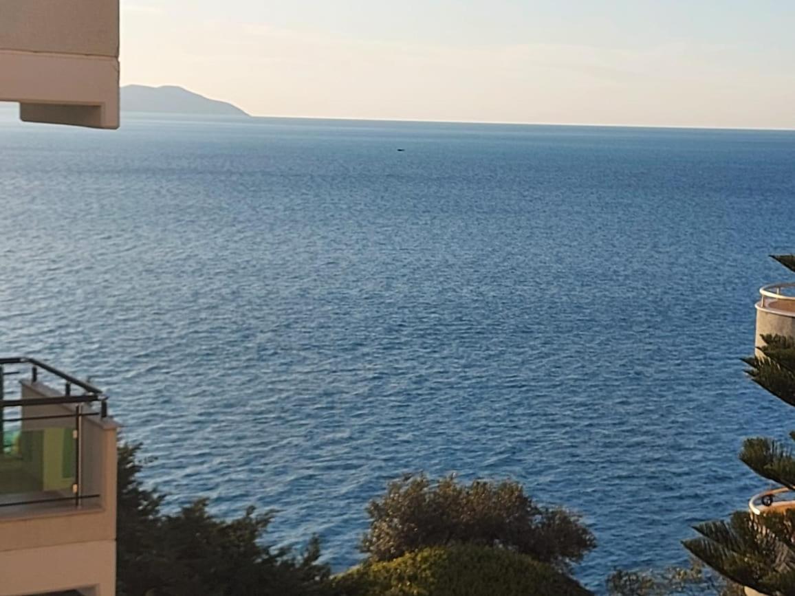 Edan Apartments Vlorë エクステリア 写真